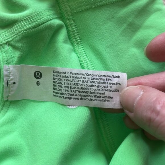 Lululemon Align V-Neck Bra Light Support, A/B Cup Size 6 - Picture 5 of 7